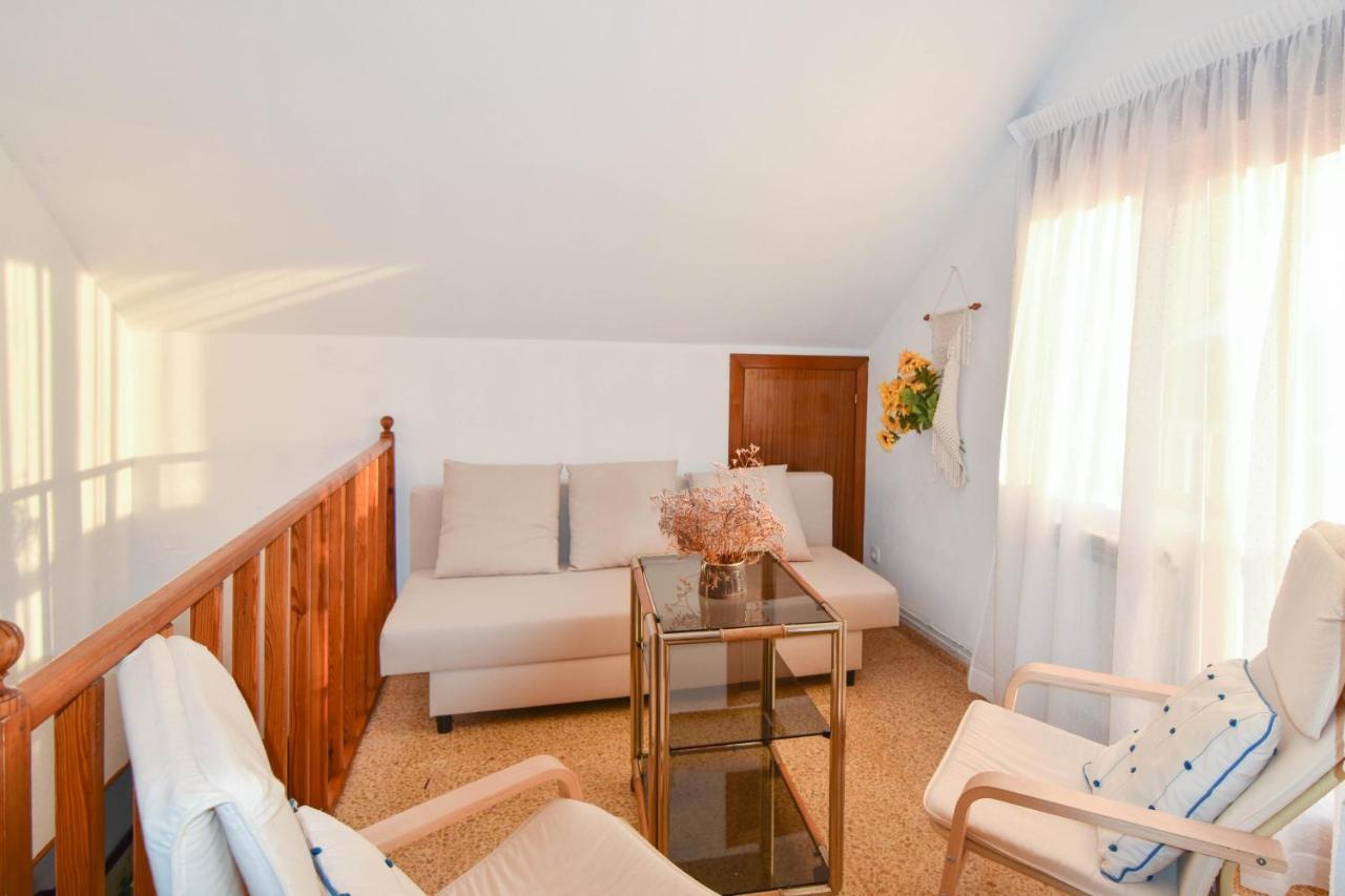 Amplio Y Comodo Chalet En Ajo Con Preciosas Vistas Eksteriør billede