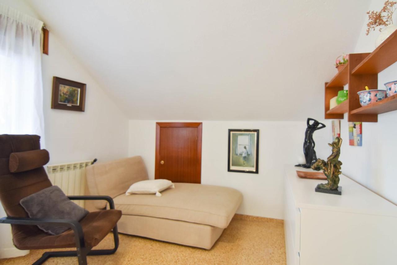 Amplio Y Comodo Chalet En Ajo Con Preciosas Vistas Eksteriør billede