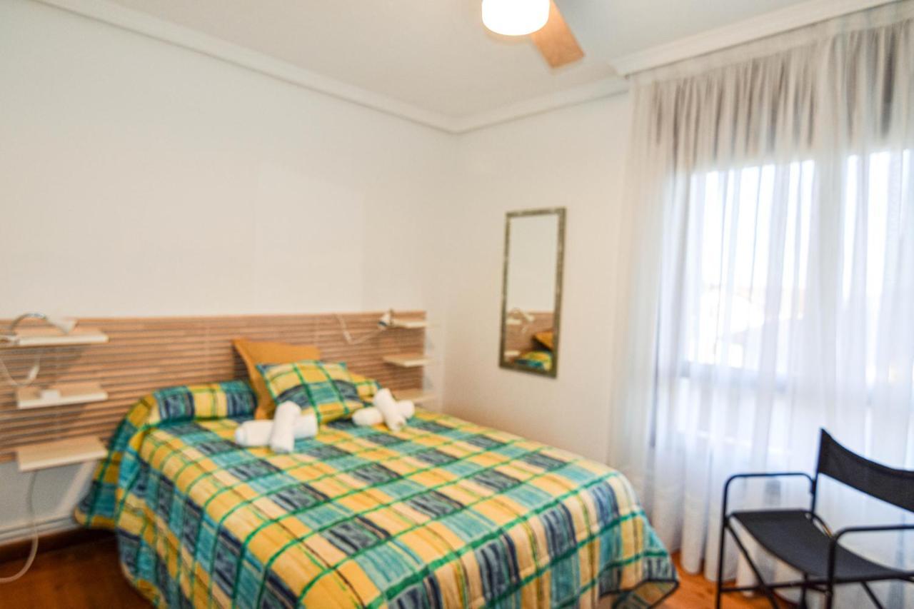 Amplio Y Comodo Chalet En Ajo Con Preciosas Vistas Eksteriør billede